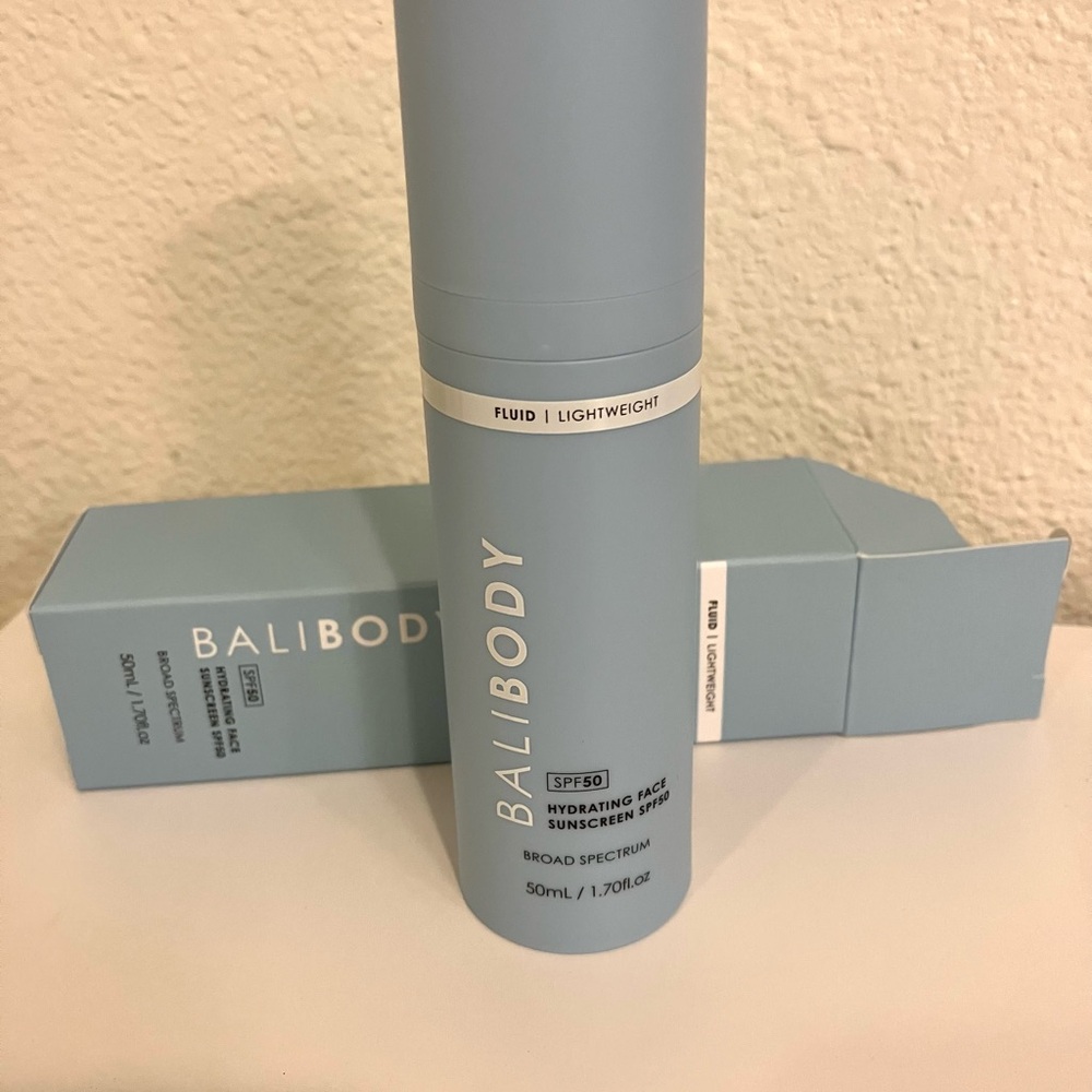 Bali Body SPF50 Hydrating Face Sunscreen - Picture 4 of 14